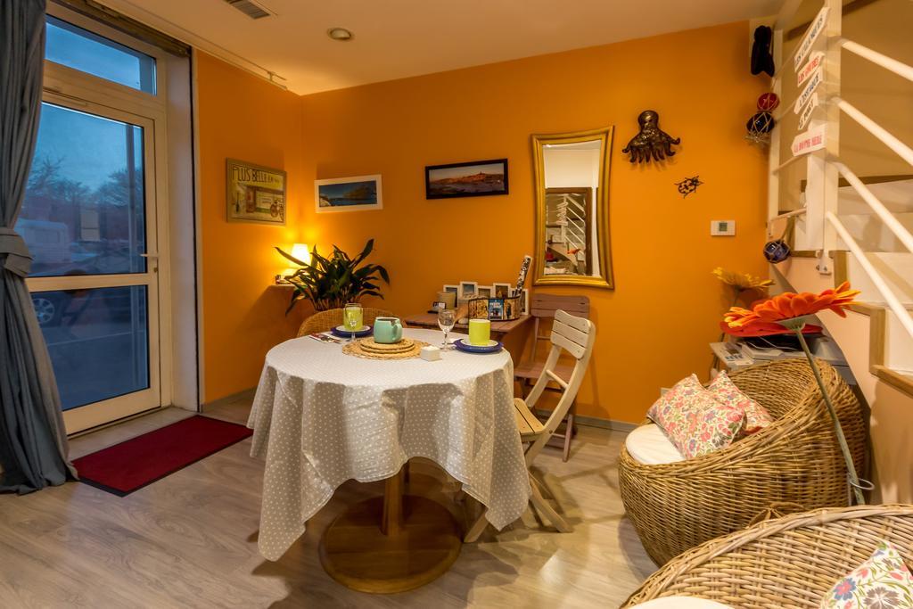 Les Chambres De Jeannette Marselha Exterior foto